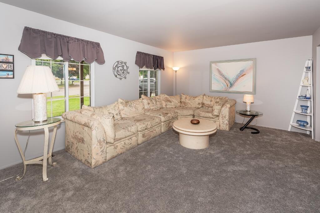 7970 Meadowview Court