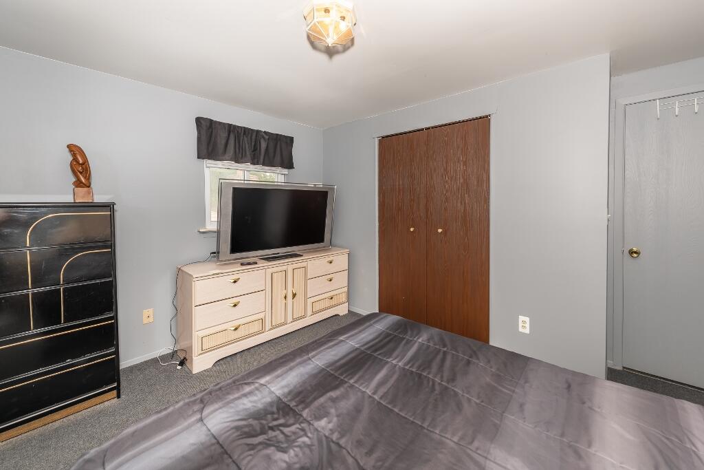 7970 Meadowview Court