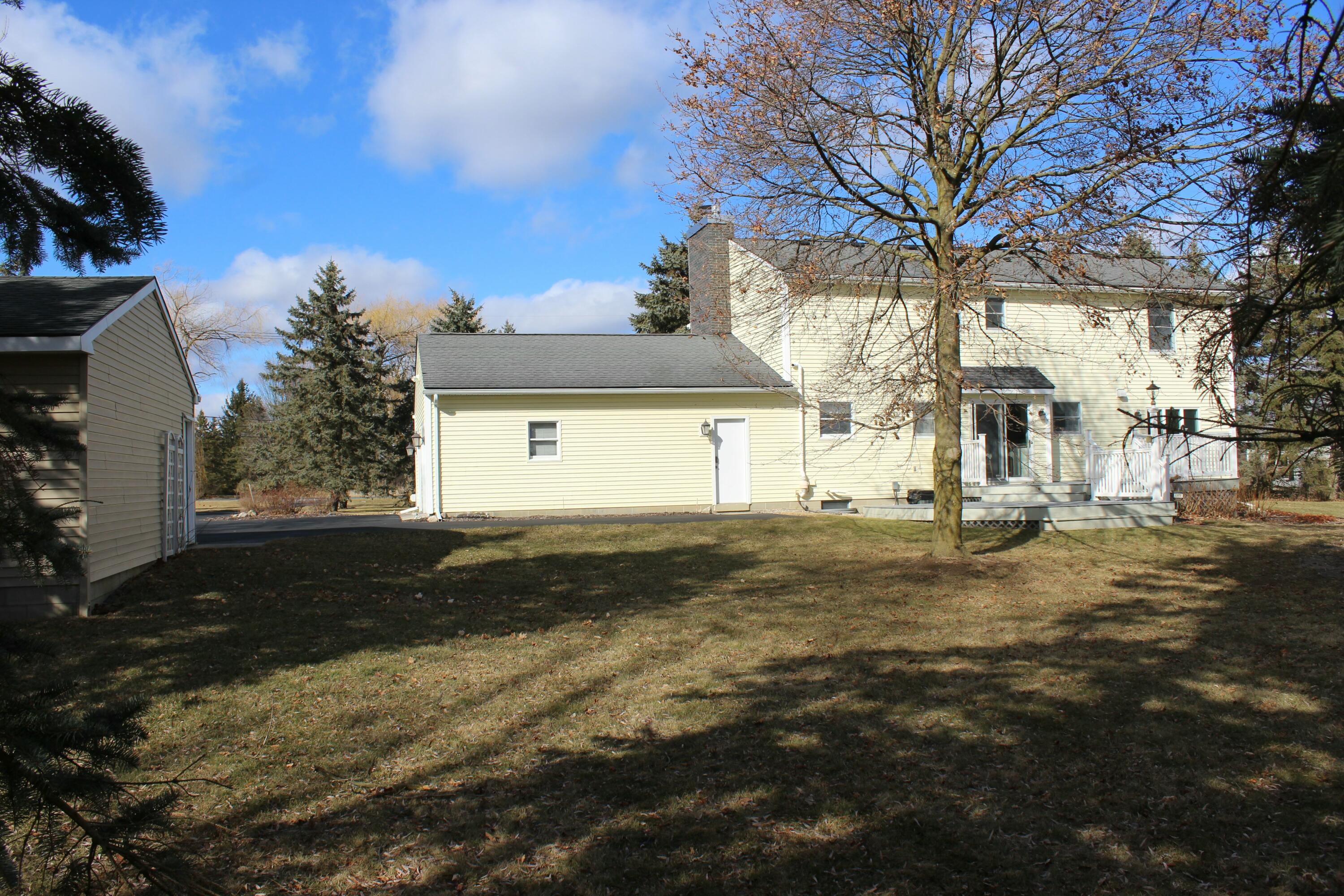 85 W Willis Road