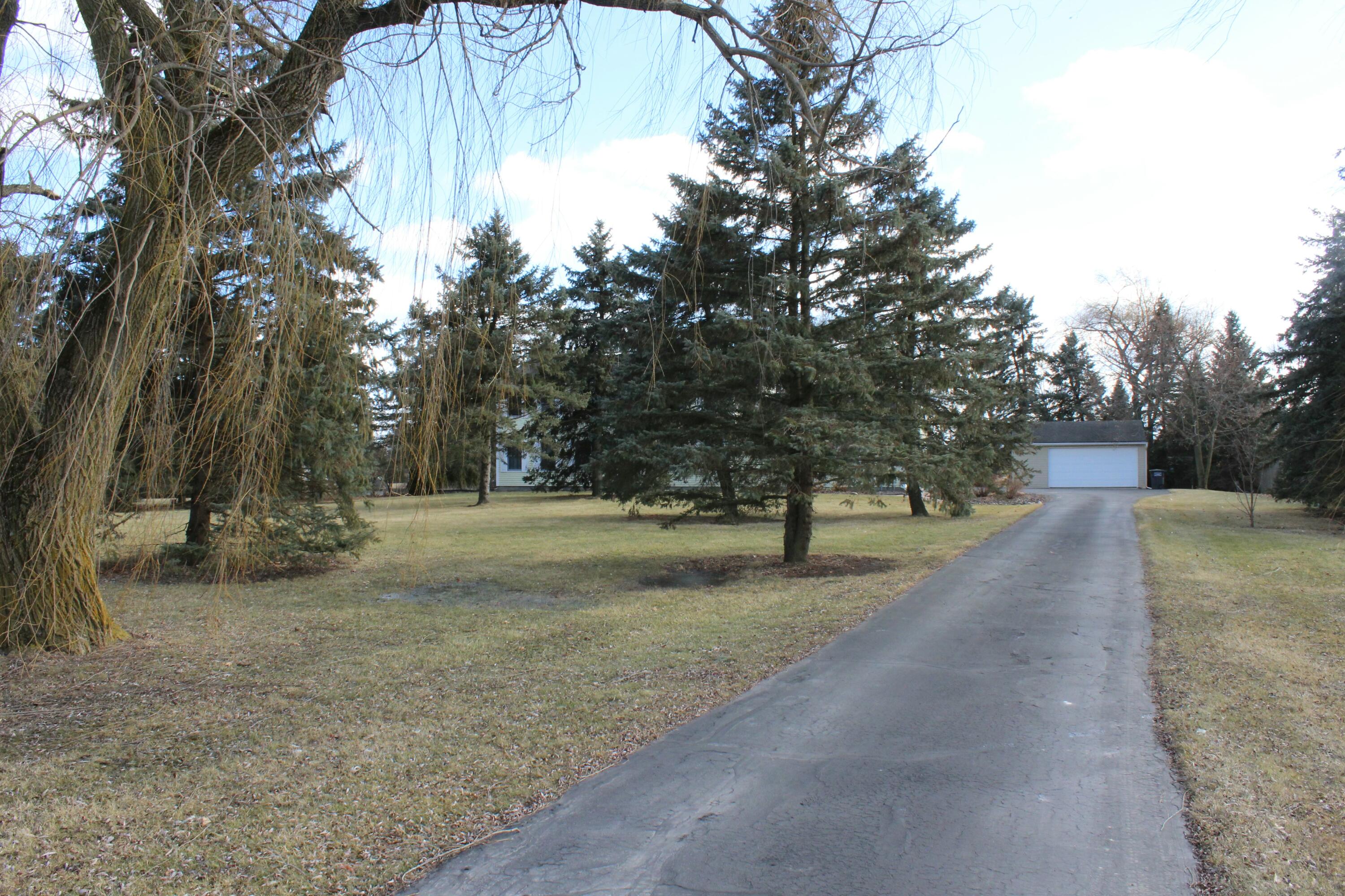 85 W Willis Road