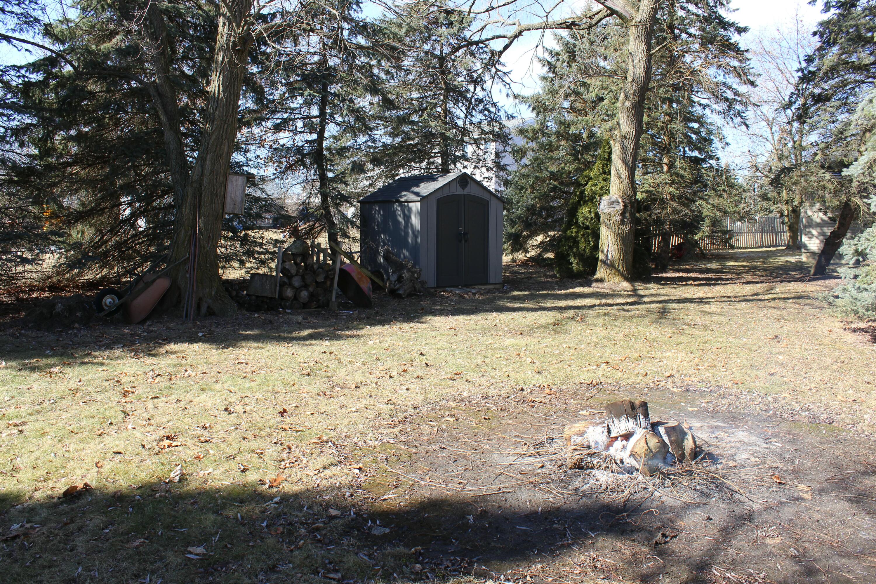 85 W Willis Road