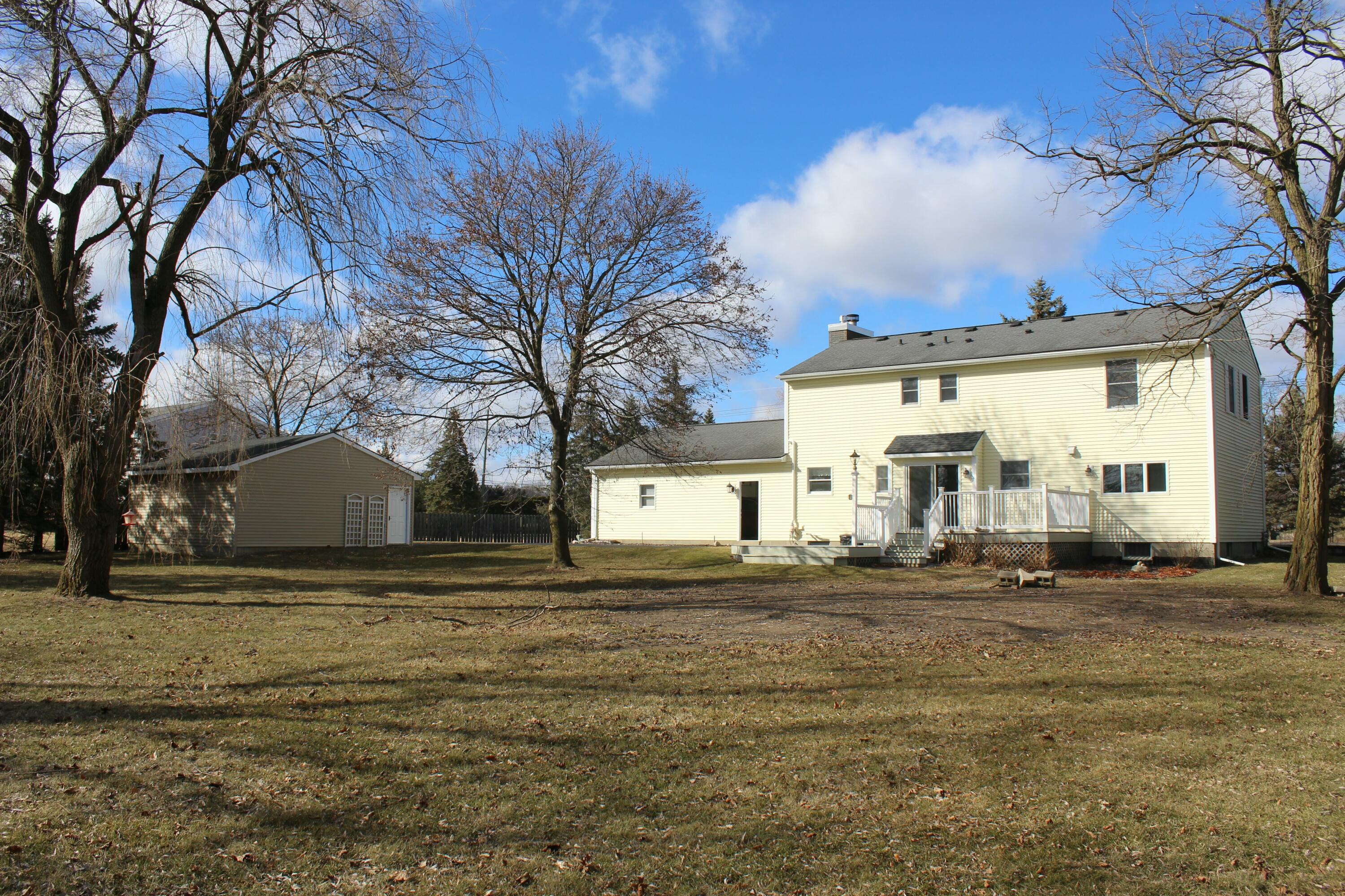85 W Willis Road