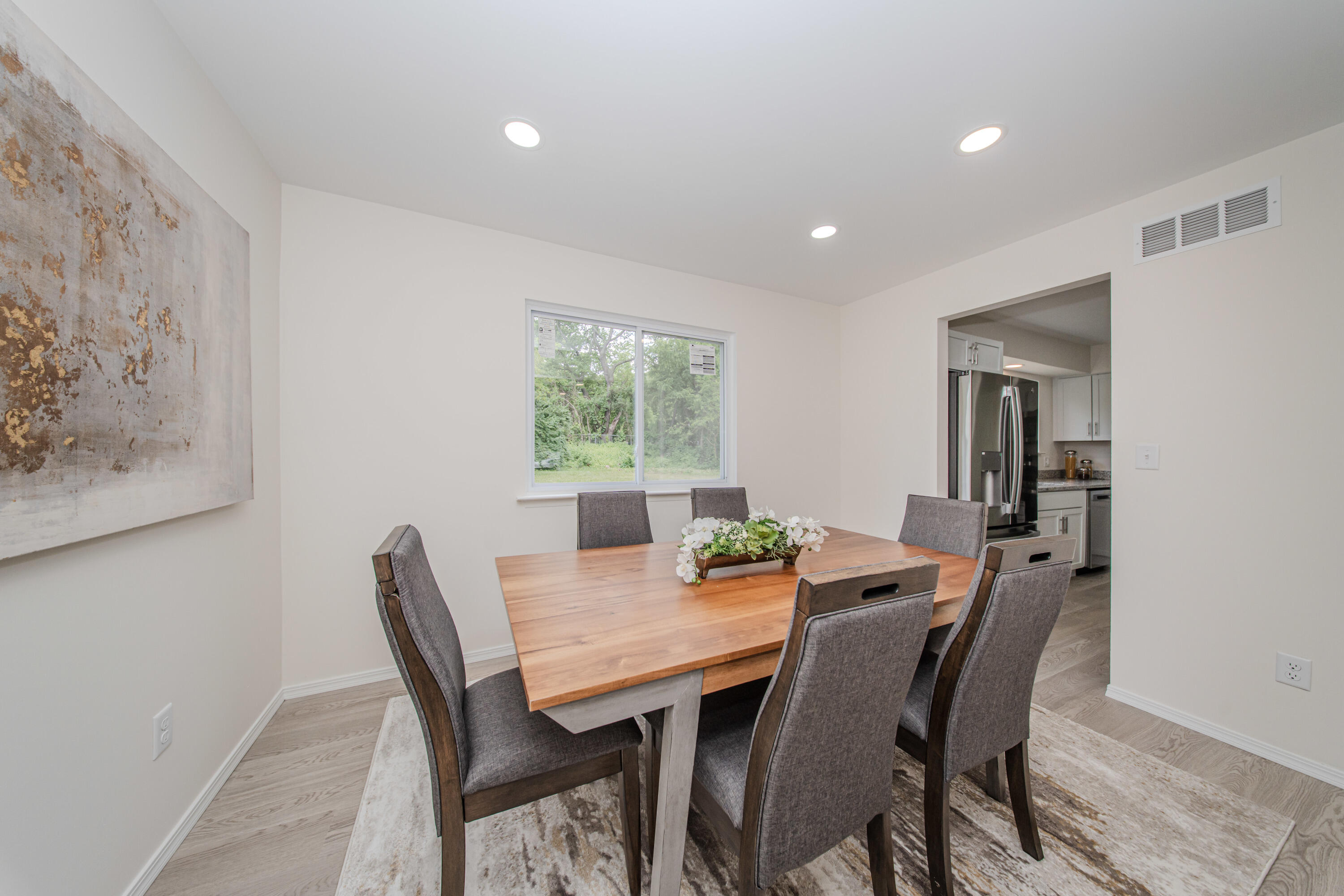 1435 Rue Deauville Boulevard