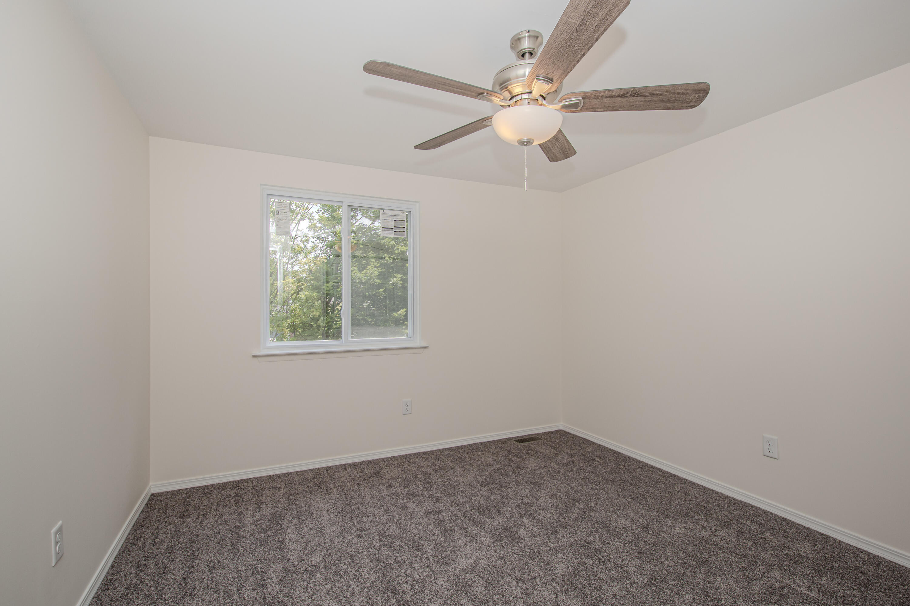 1435 Rue Deauville Boulevard