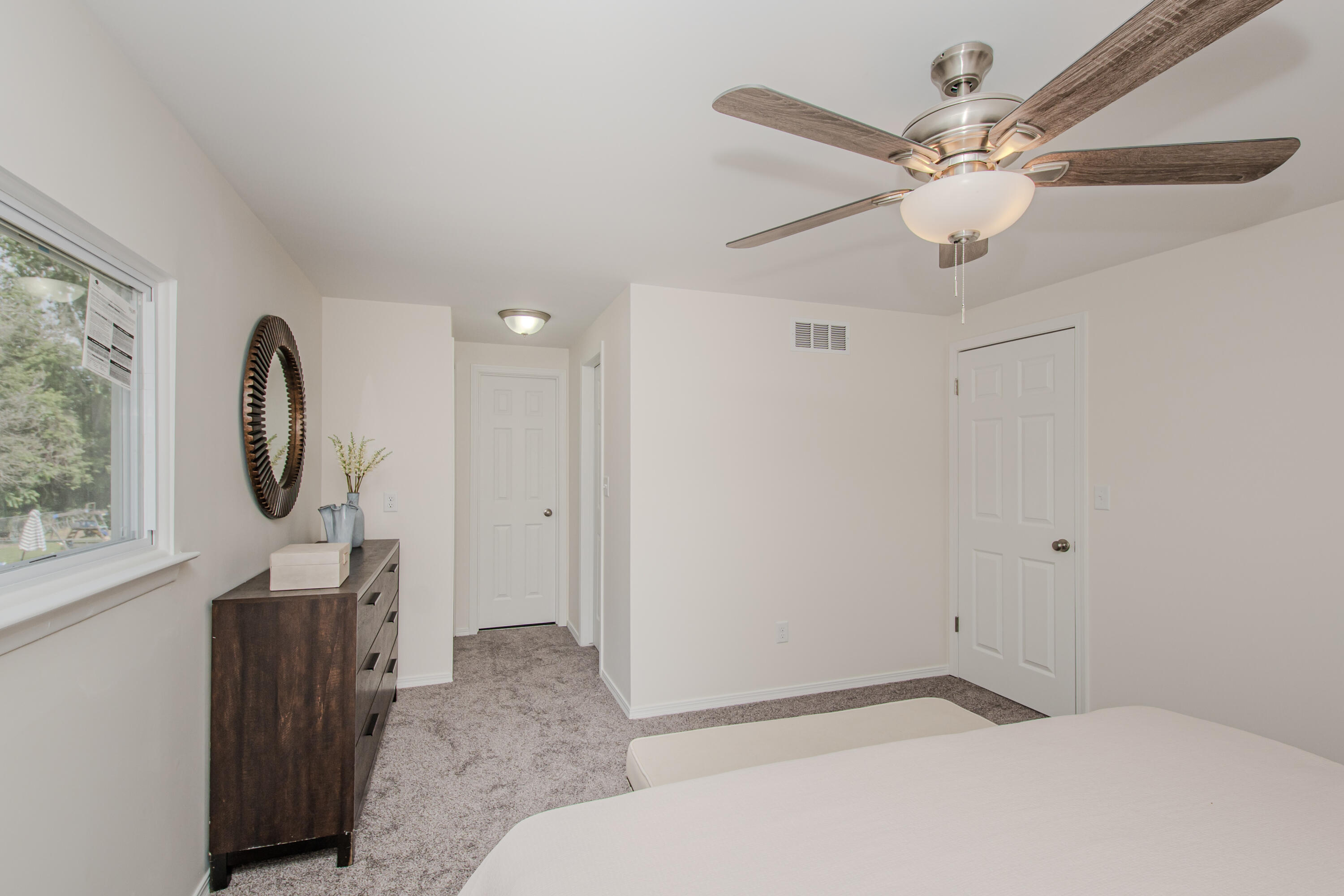 1435 Rue Deauville Boulevard