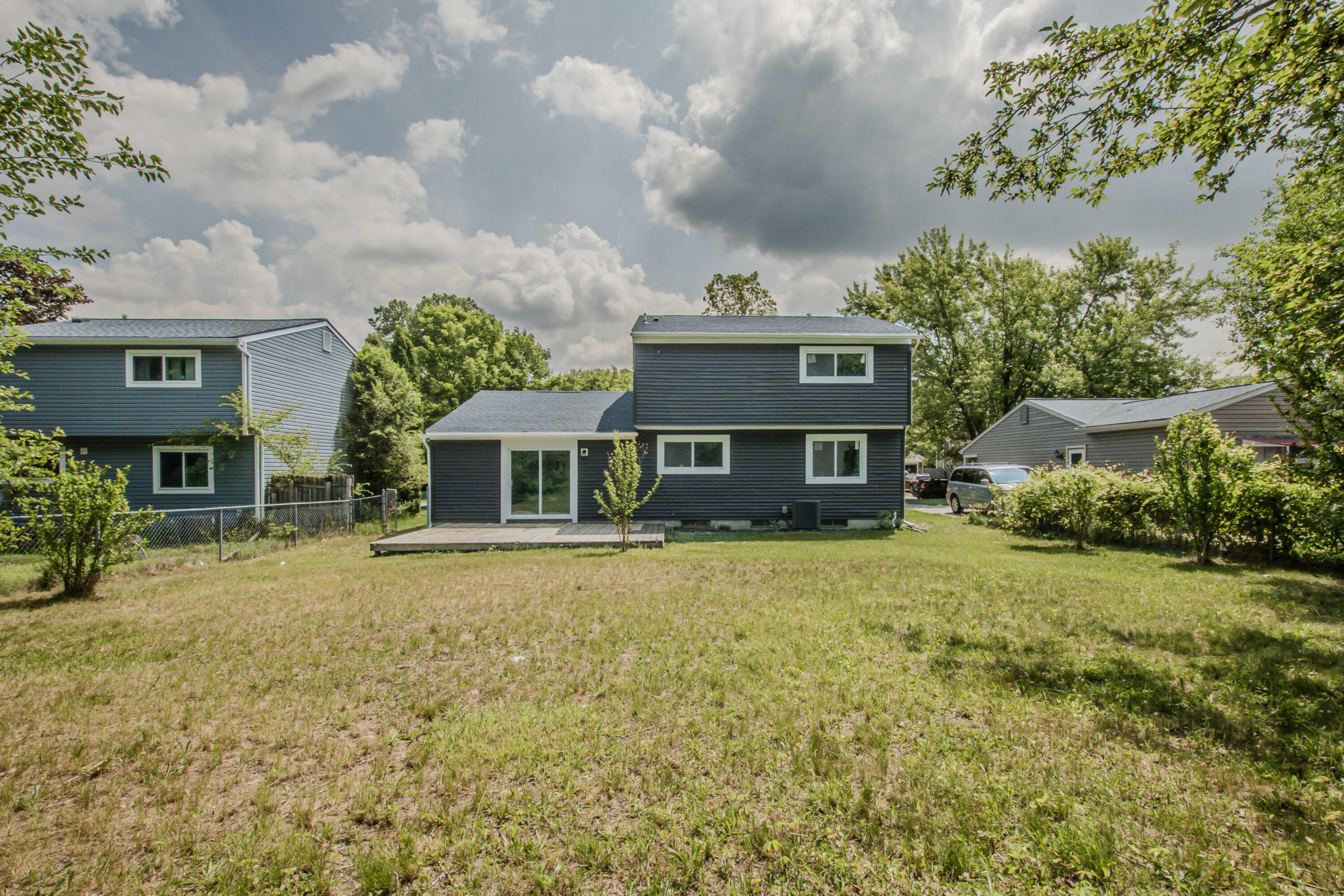 1435 Rue Deauville Boulevard