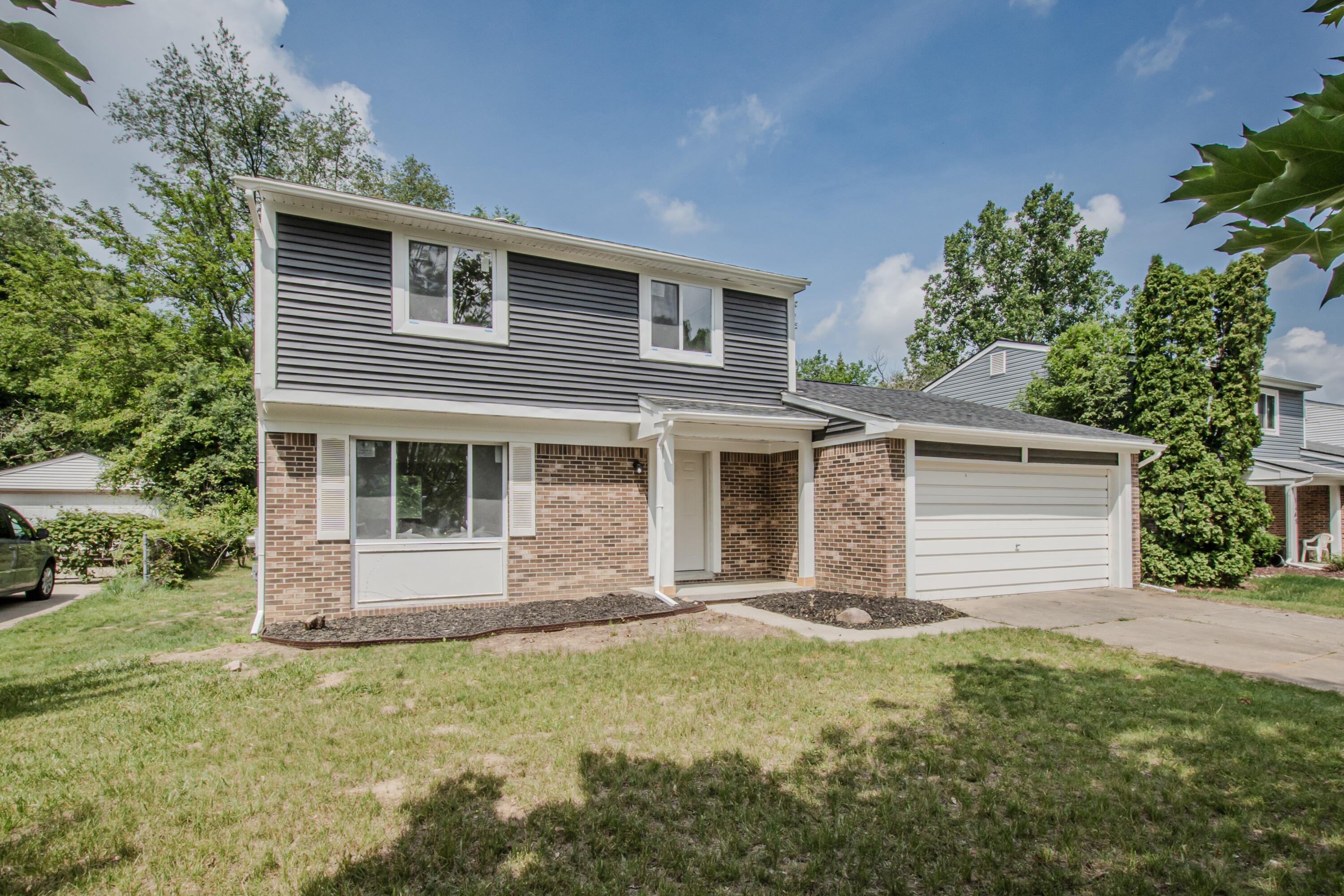 1435 Rue Deauville Boulevard