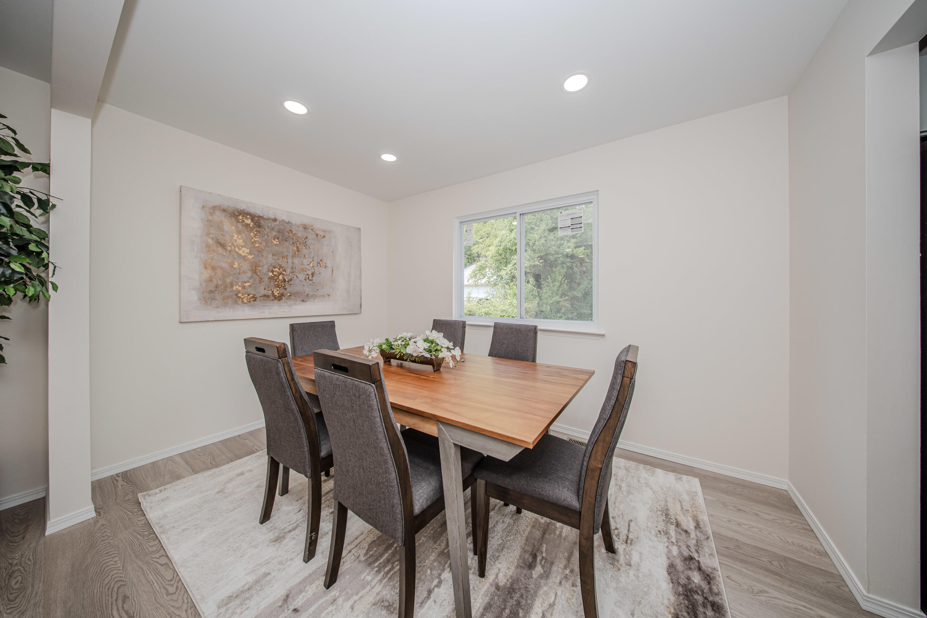 1435 Rue Deauville Boulevard