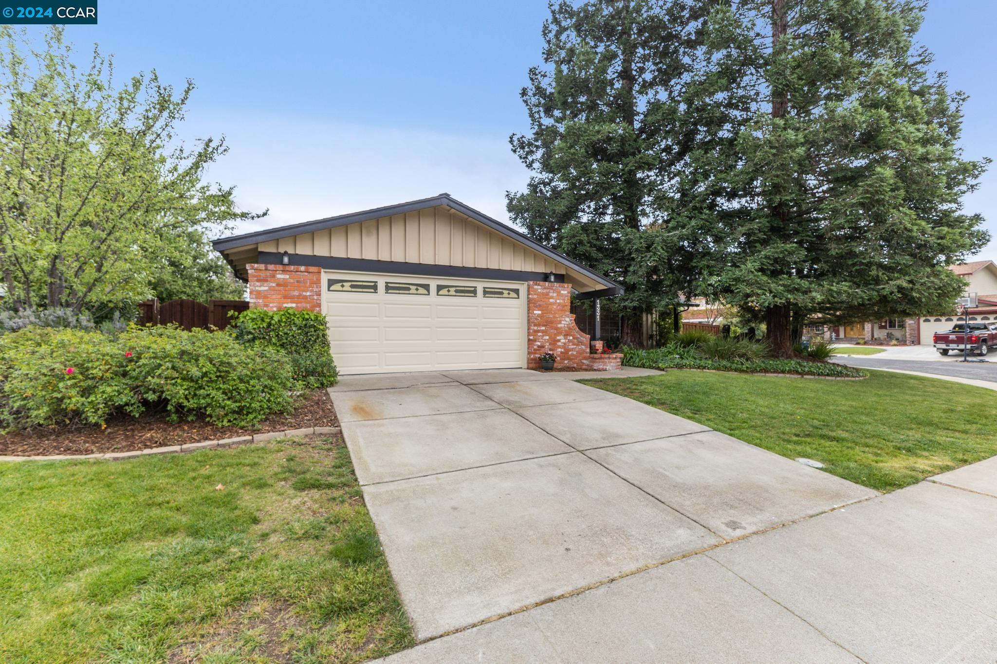 1331 Sumac Circle