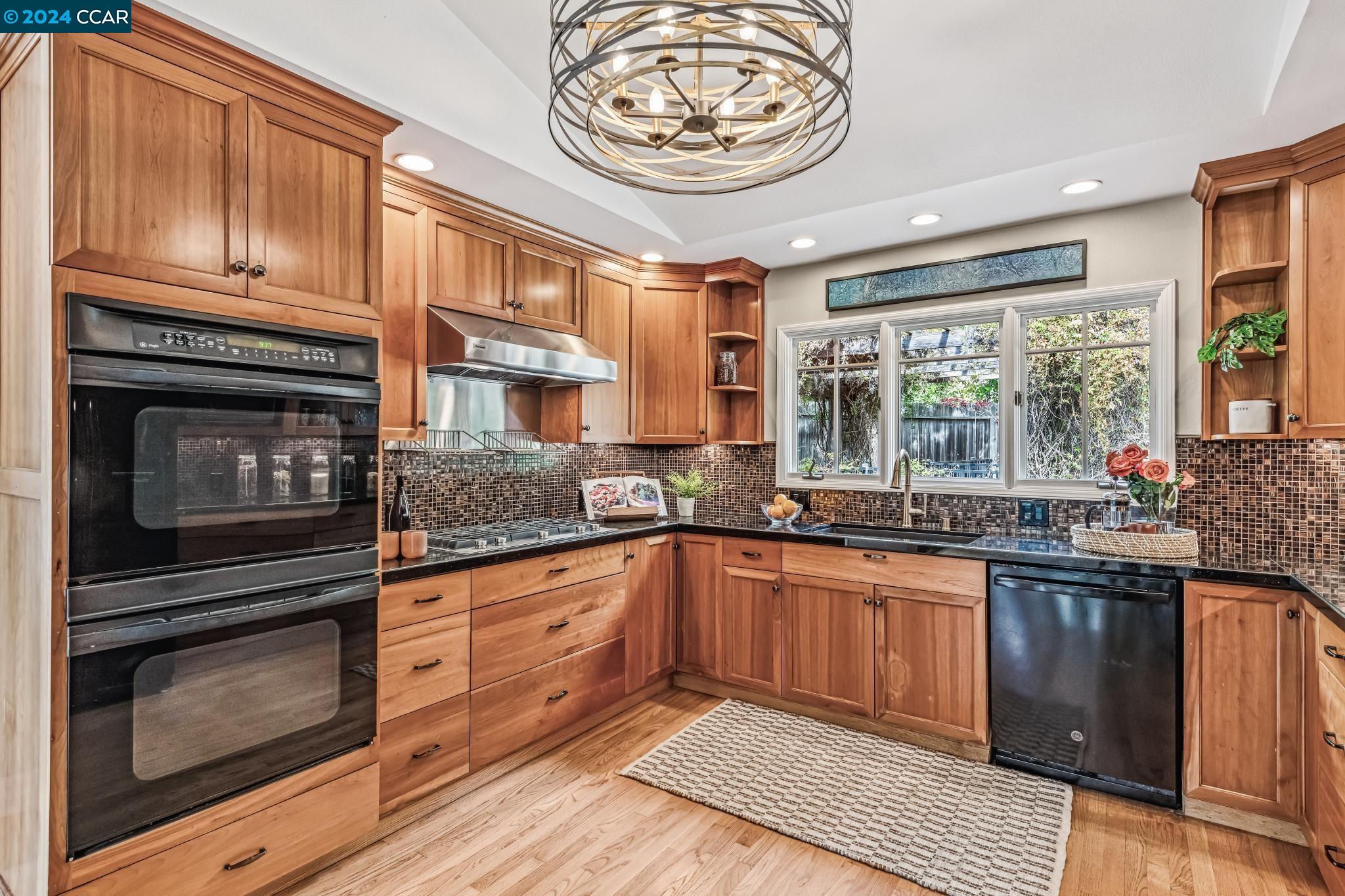 255 MacGregor Road