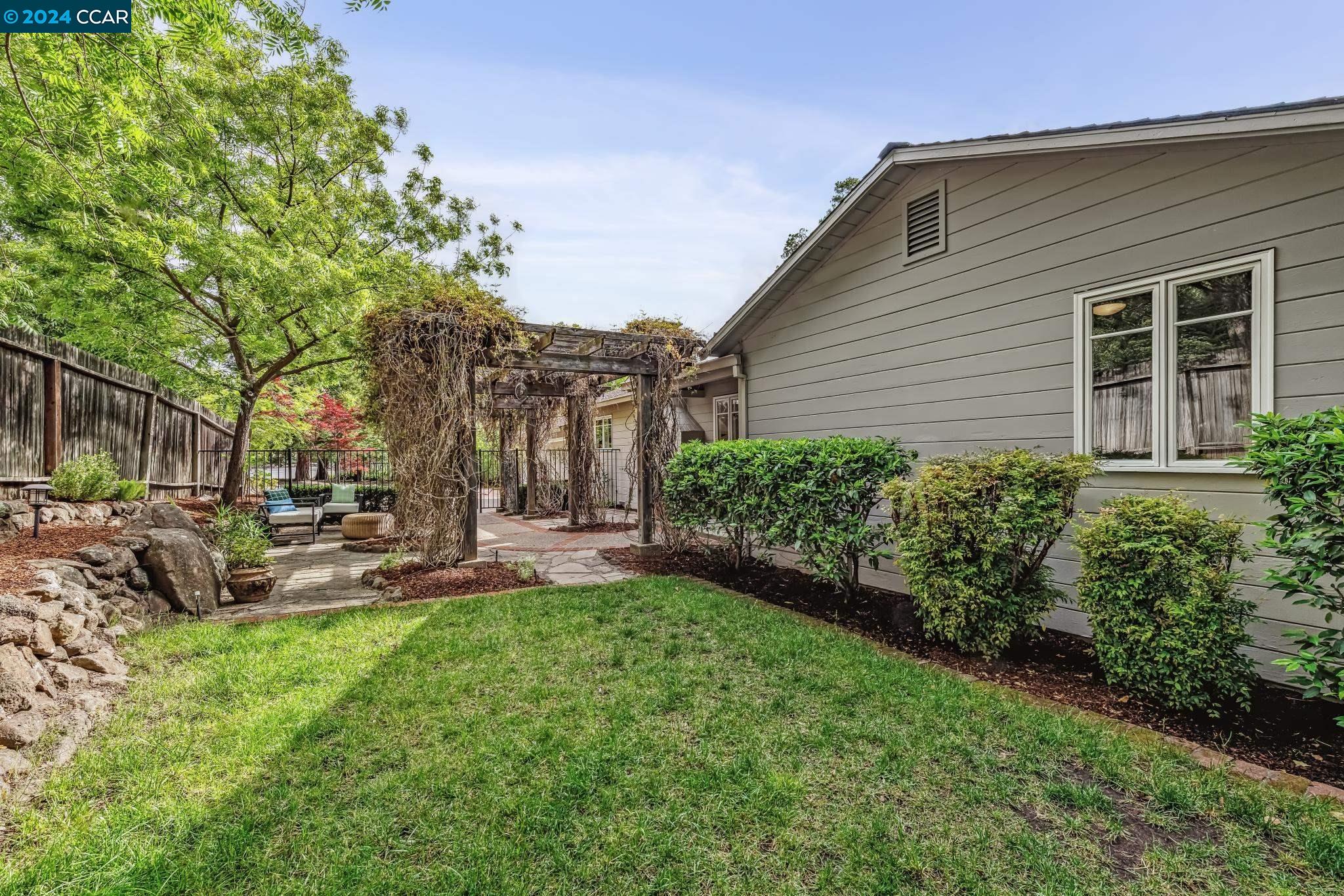 255 MacGregor Road