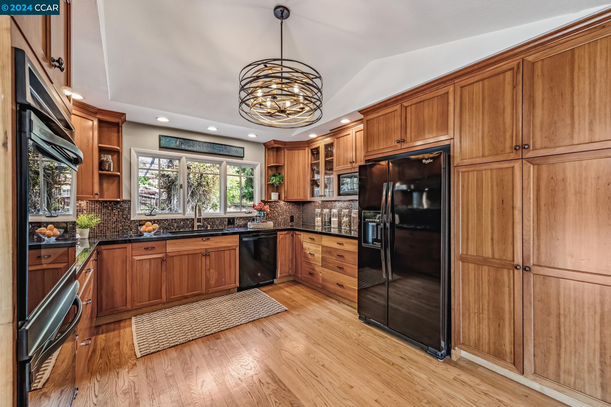 255 MacGregor Road