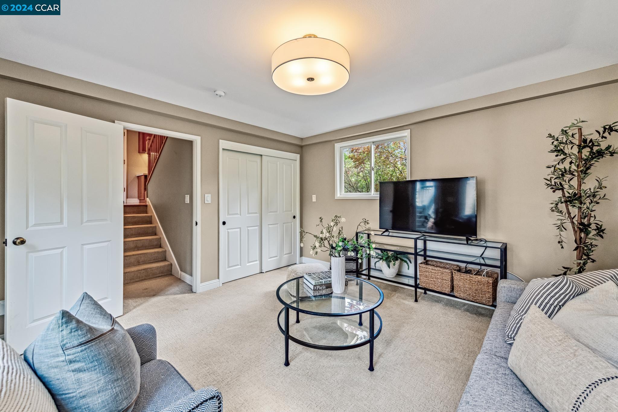 255 MacGregor Road