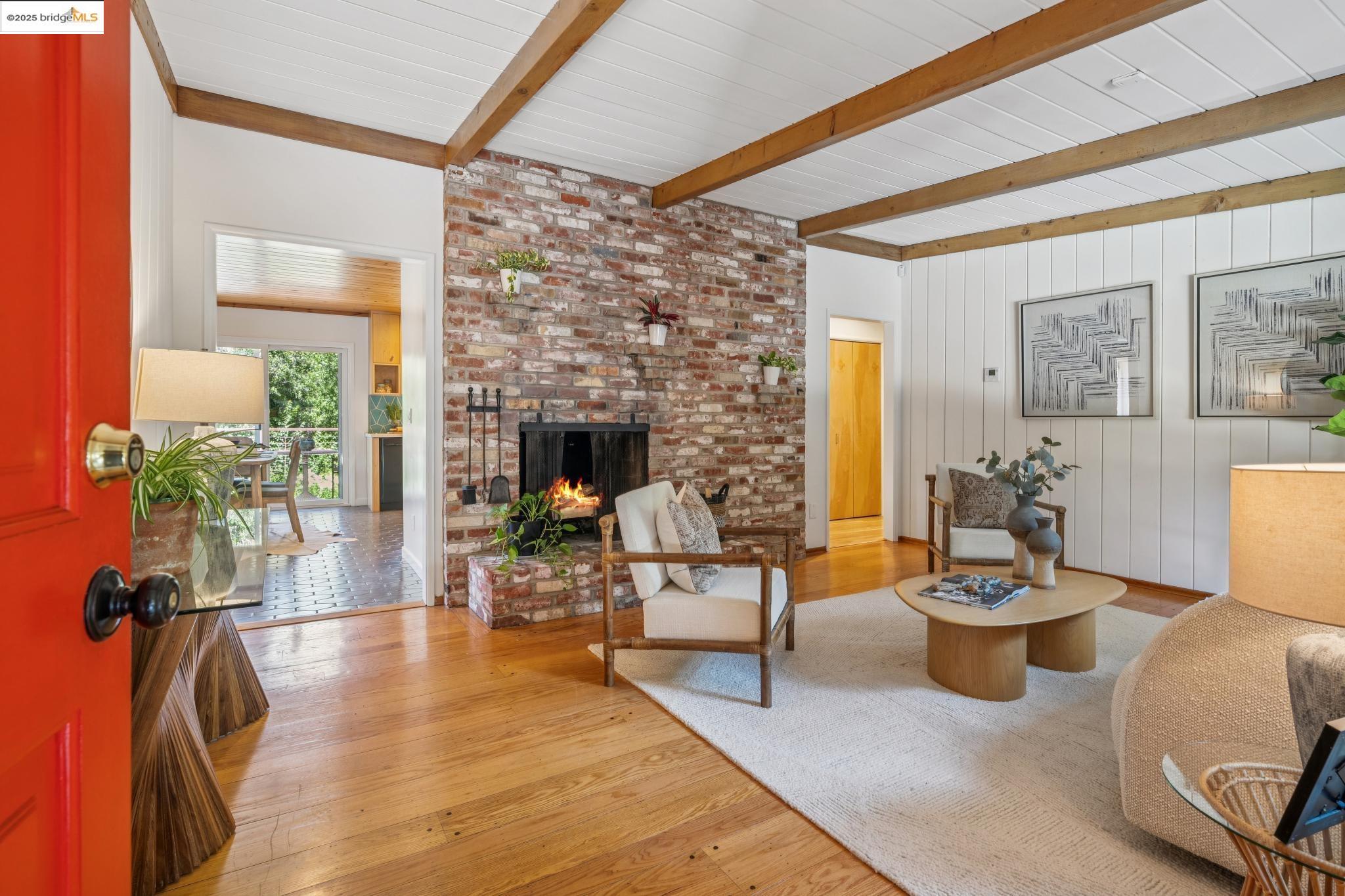 196 Glenwood Glade, Oakland