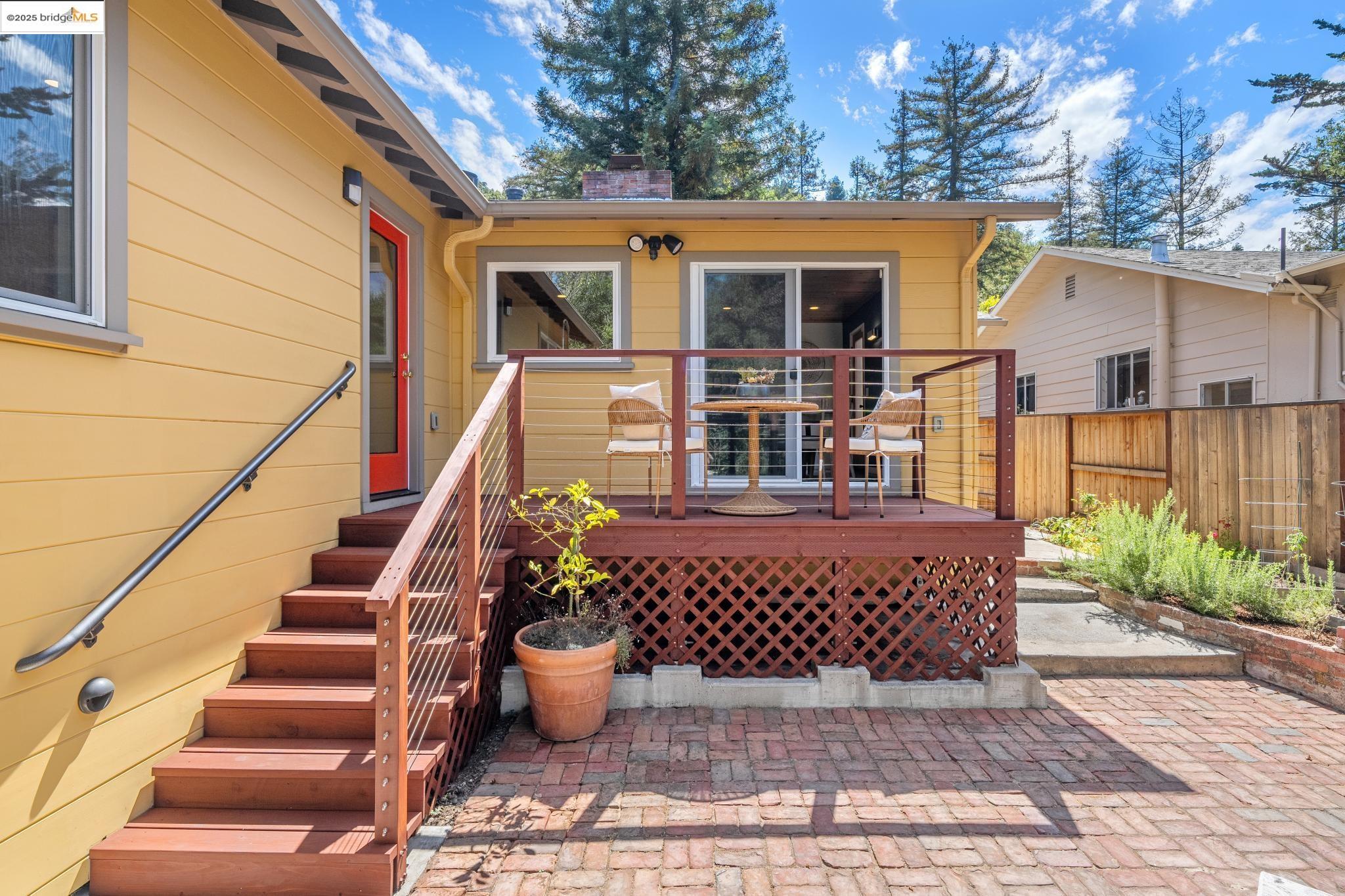 196 Glenwood Glade, Oakland