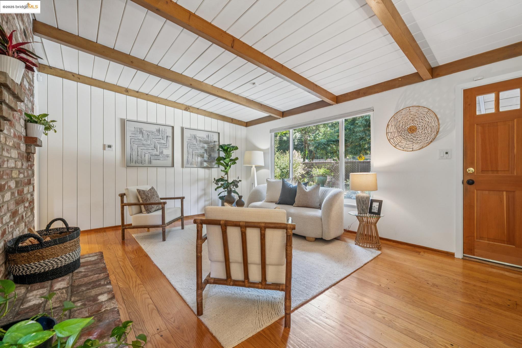 196 Glenwood Glade, Oakland