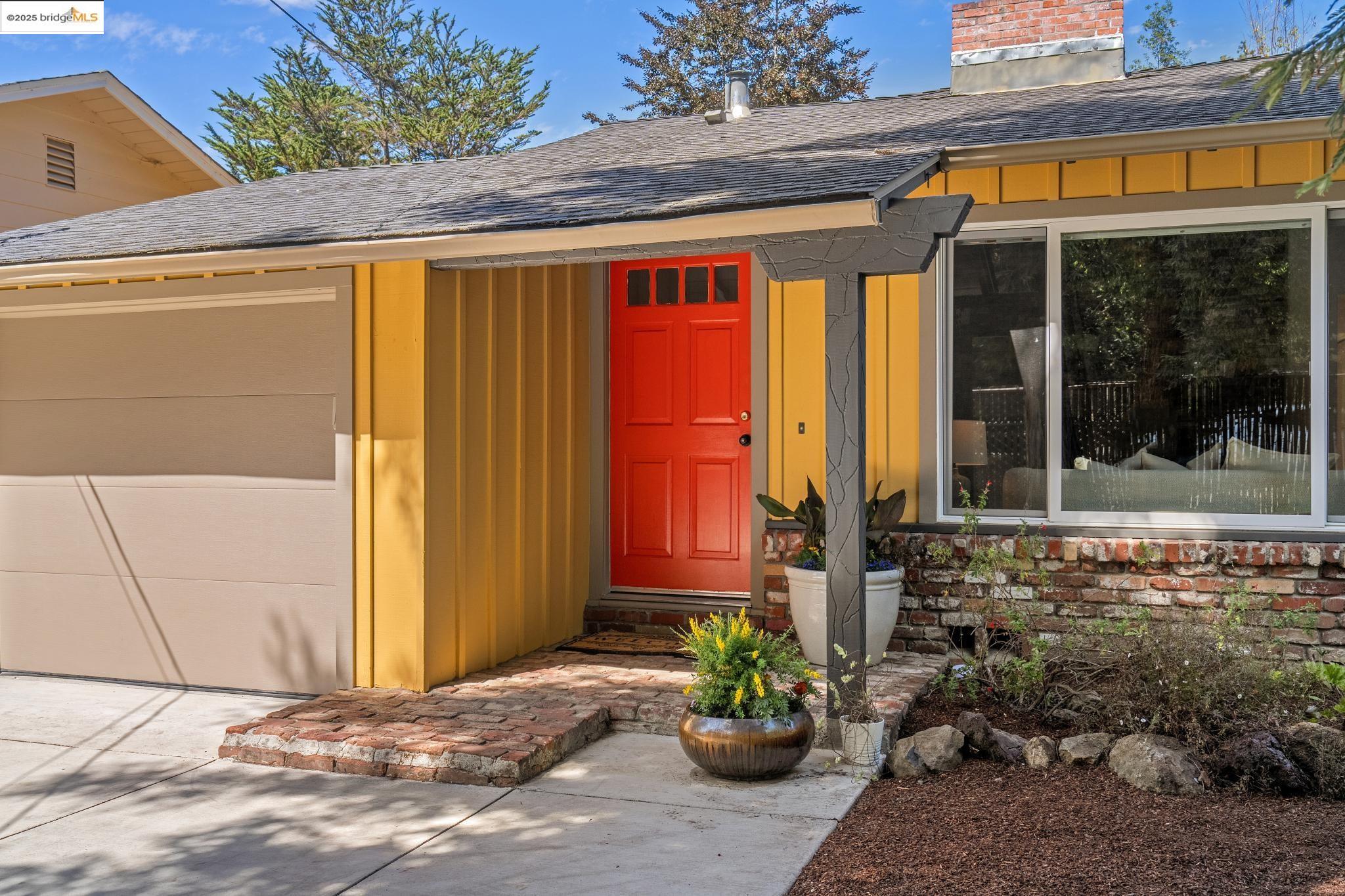 196 Glenwood Glade, Oakland