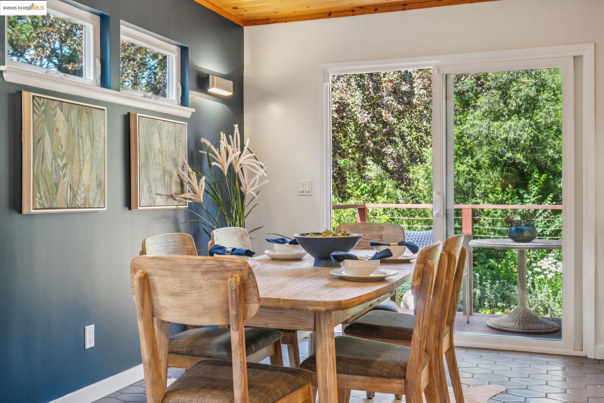 196 Glenwood Glade, Oakland