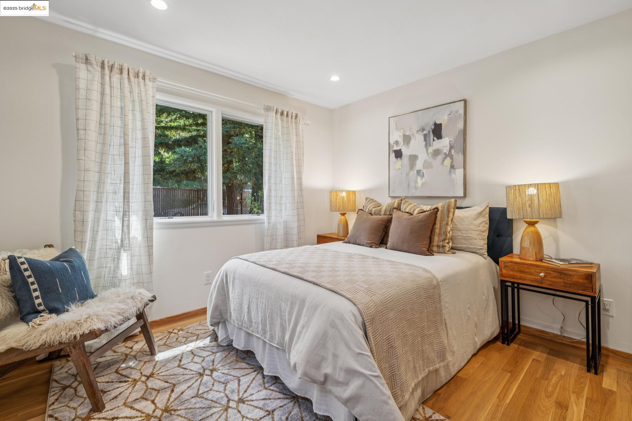 196 Glenwood Glade, Oakland