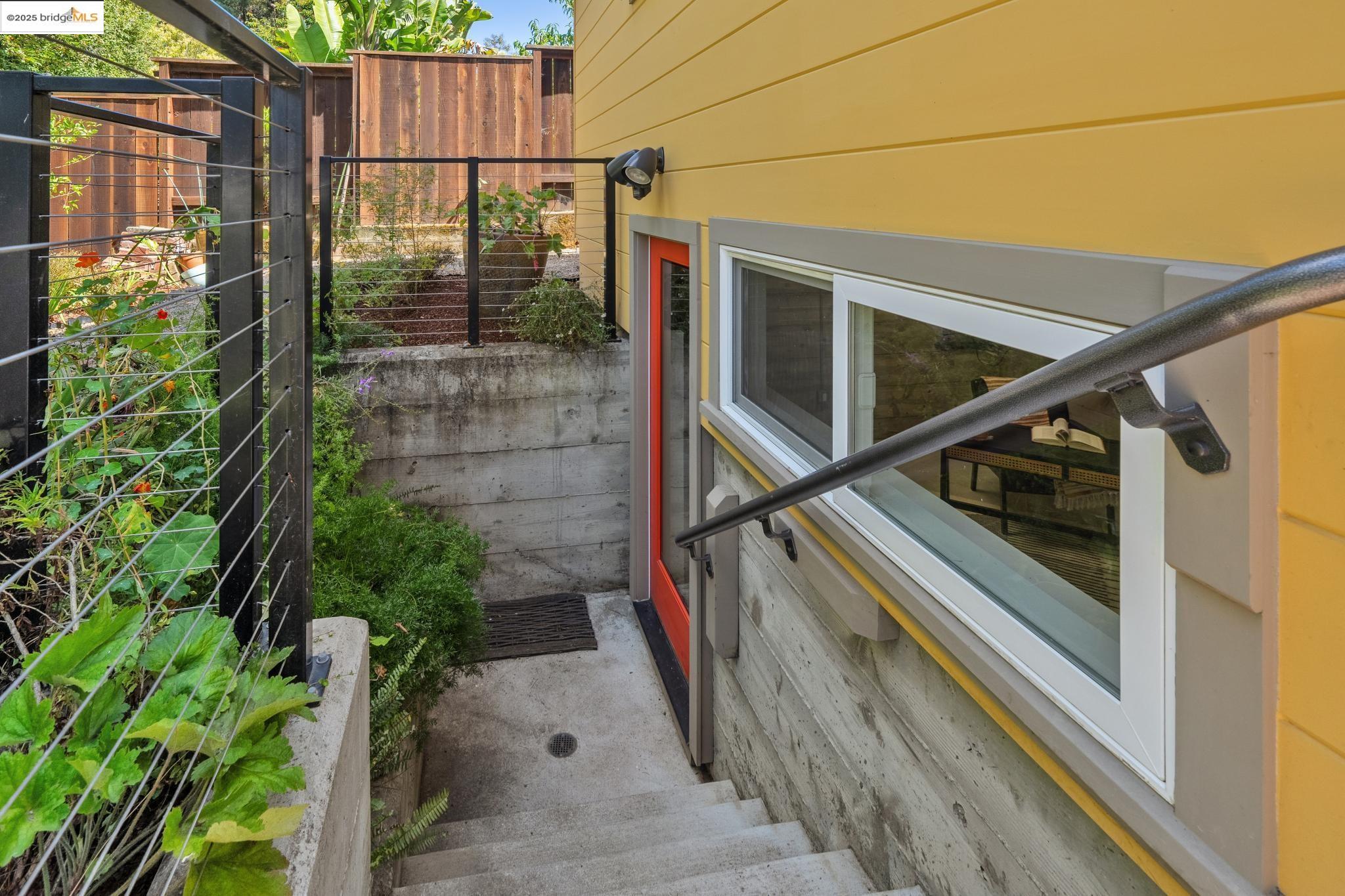 196 Glenwood Glade, Oakland