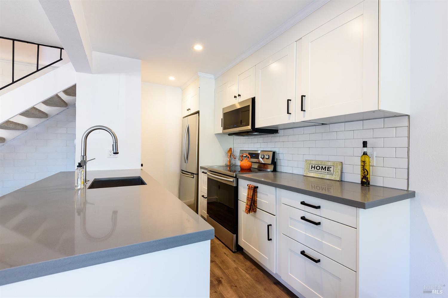 23 Klamath Way