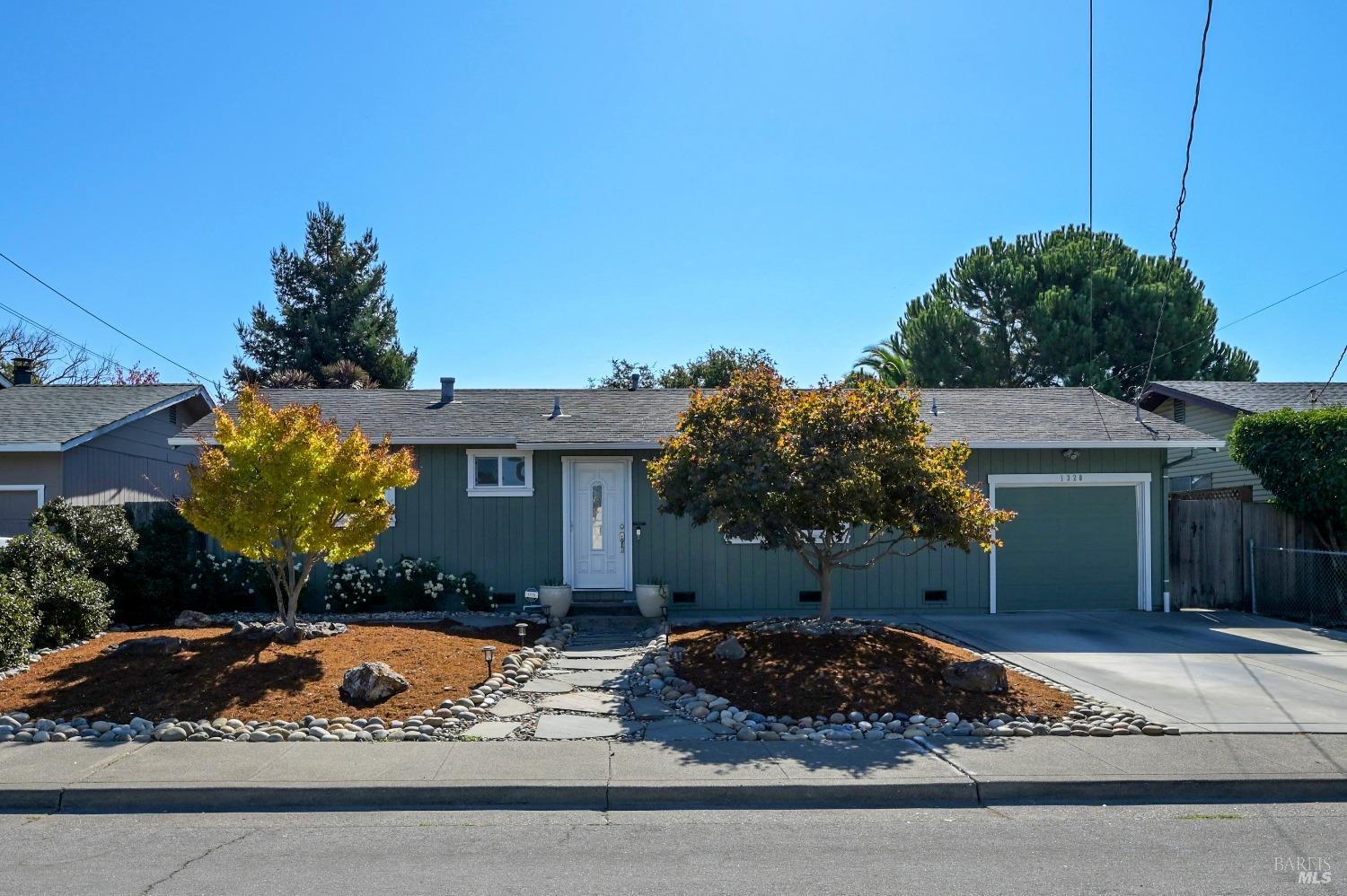 1320 Lindberg Lane