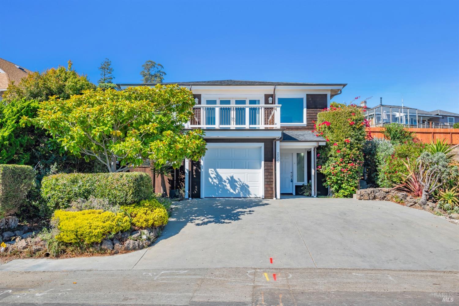2355B Paradise Drive