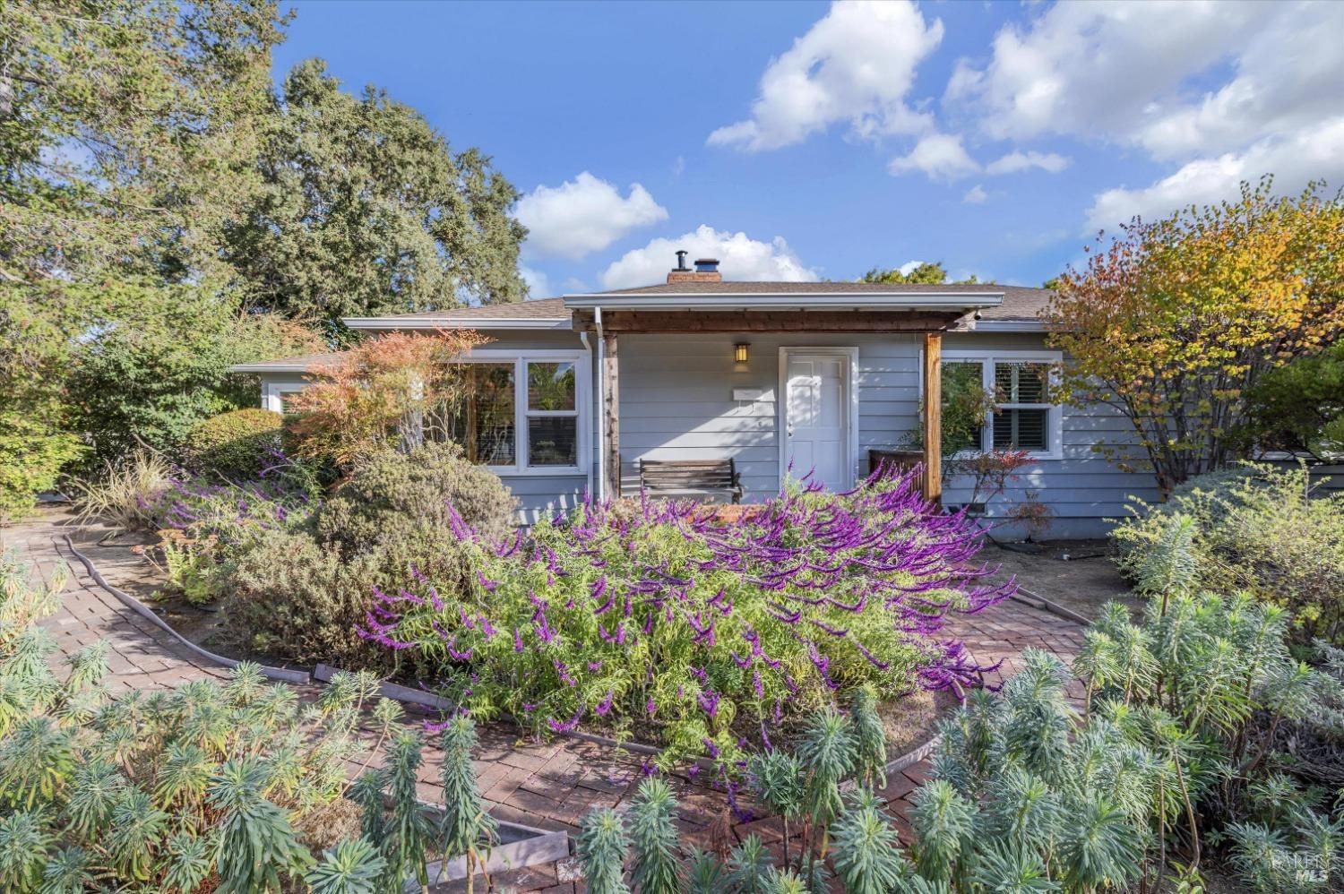 1130 Court Road