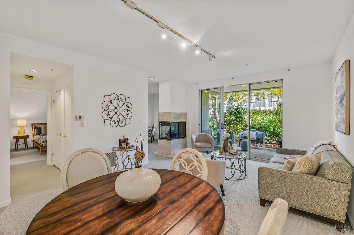 600 Deer Valley Road Unit: #1B