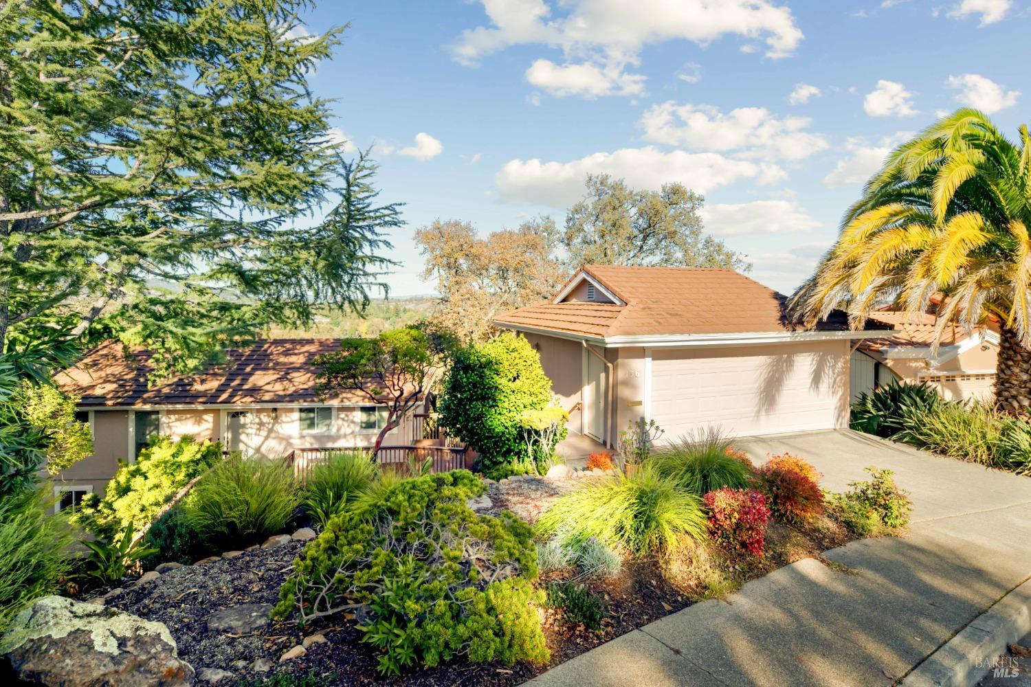 136 Drakewood Place
