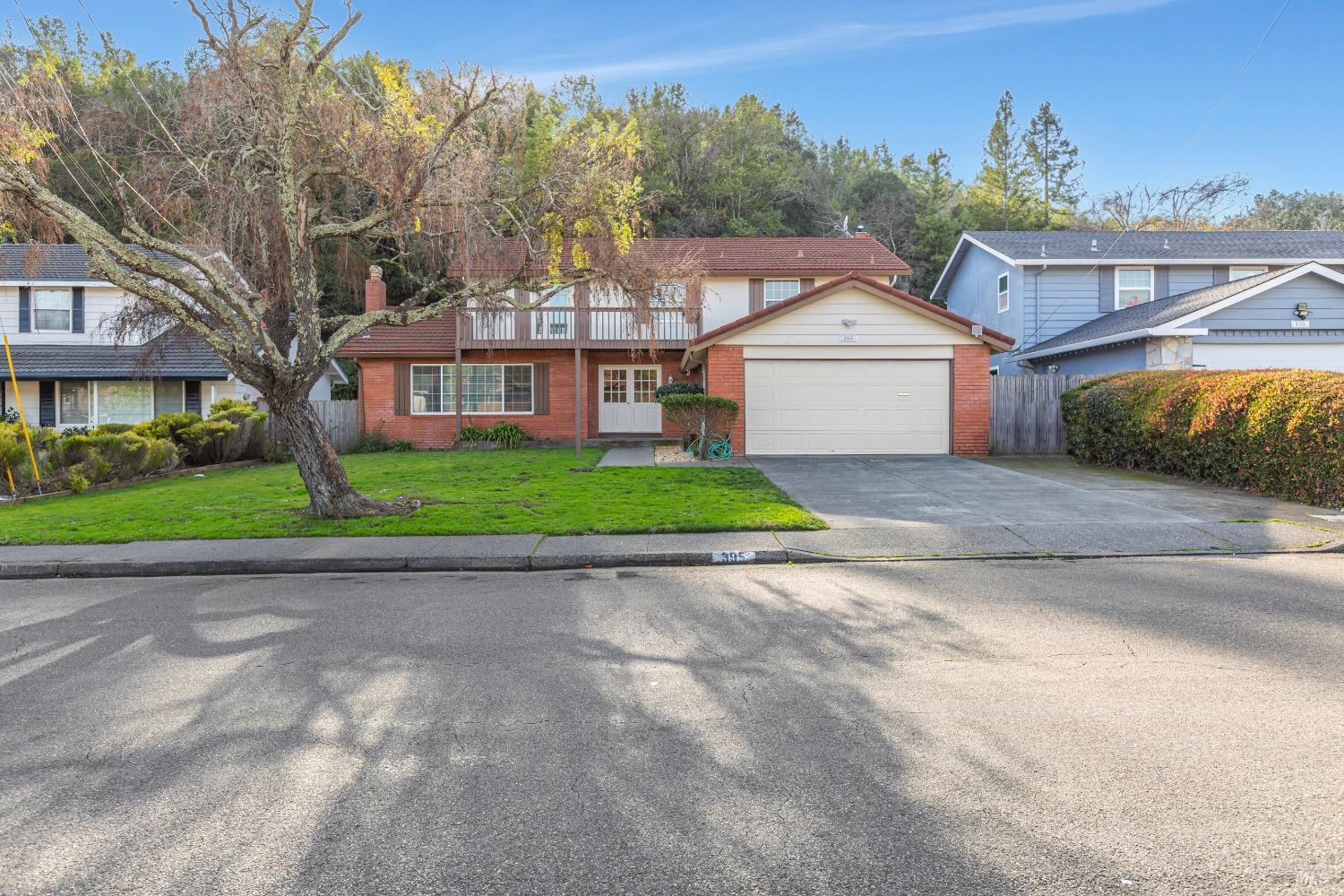 395 Marin Oaks Drive