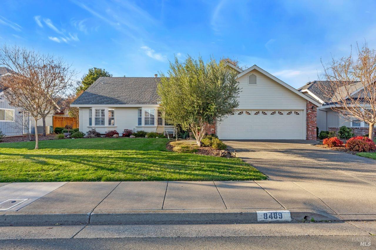 8489 Oakmont Drive
