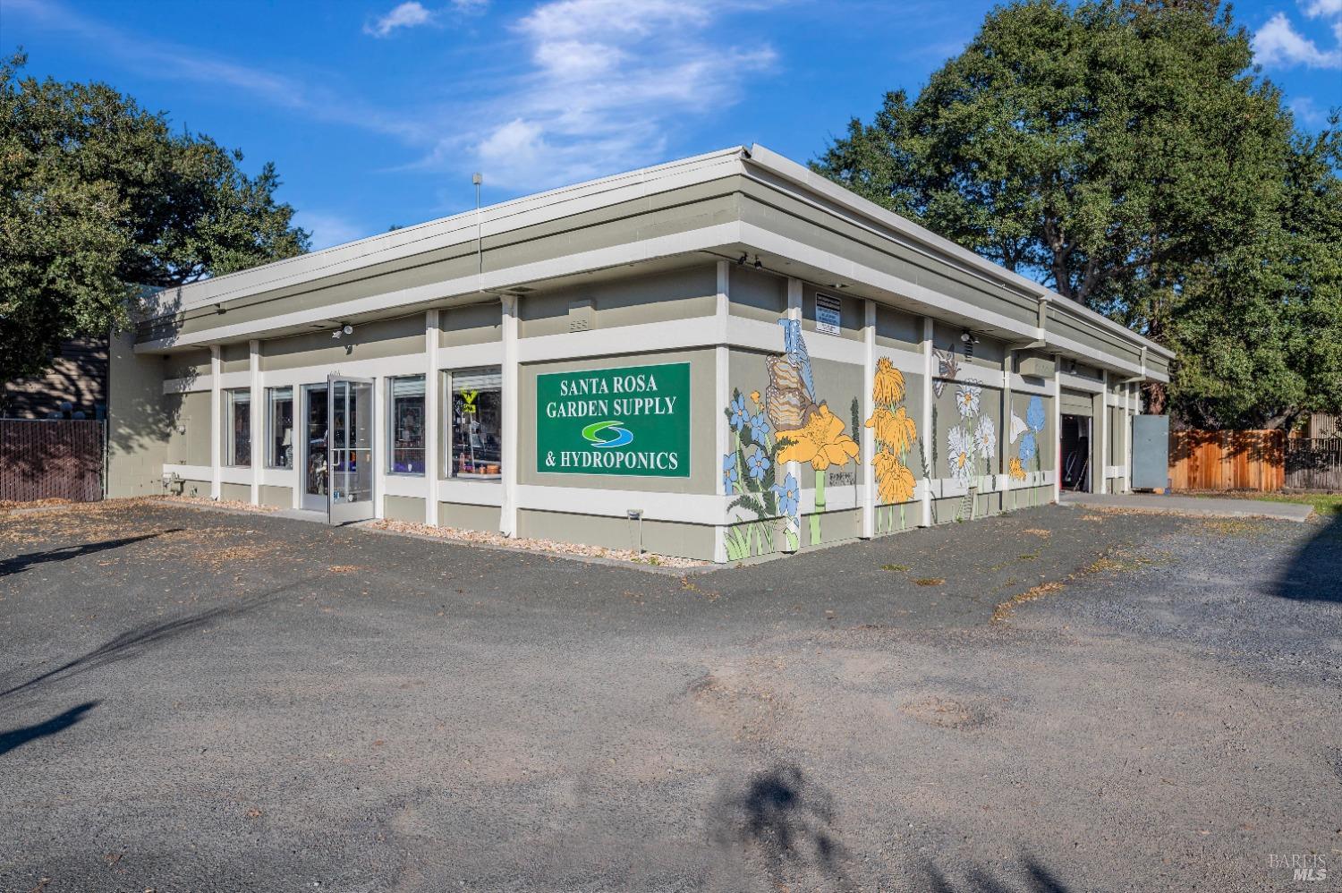 606 Santa Rosa Avenue