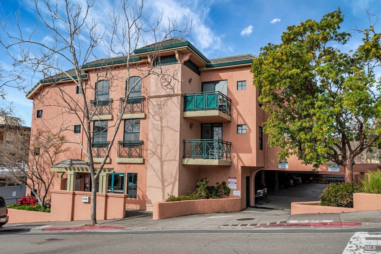 1115 B Street Unit: #208