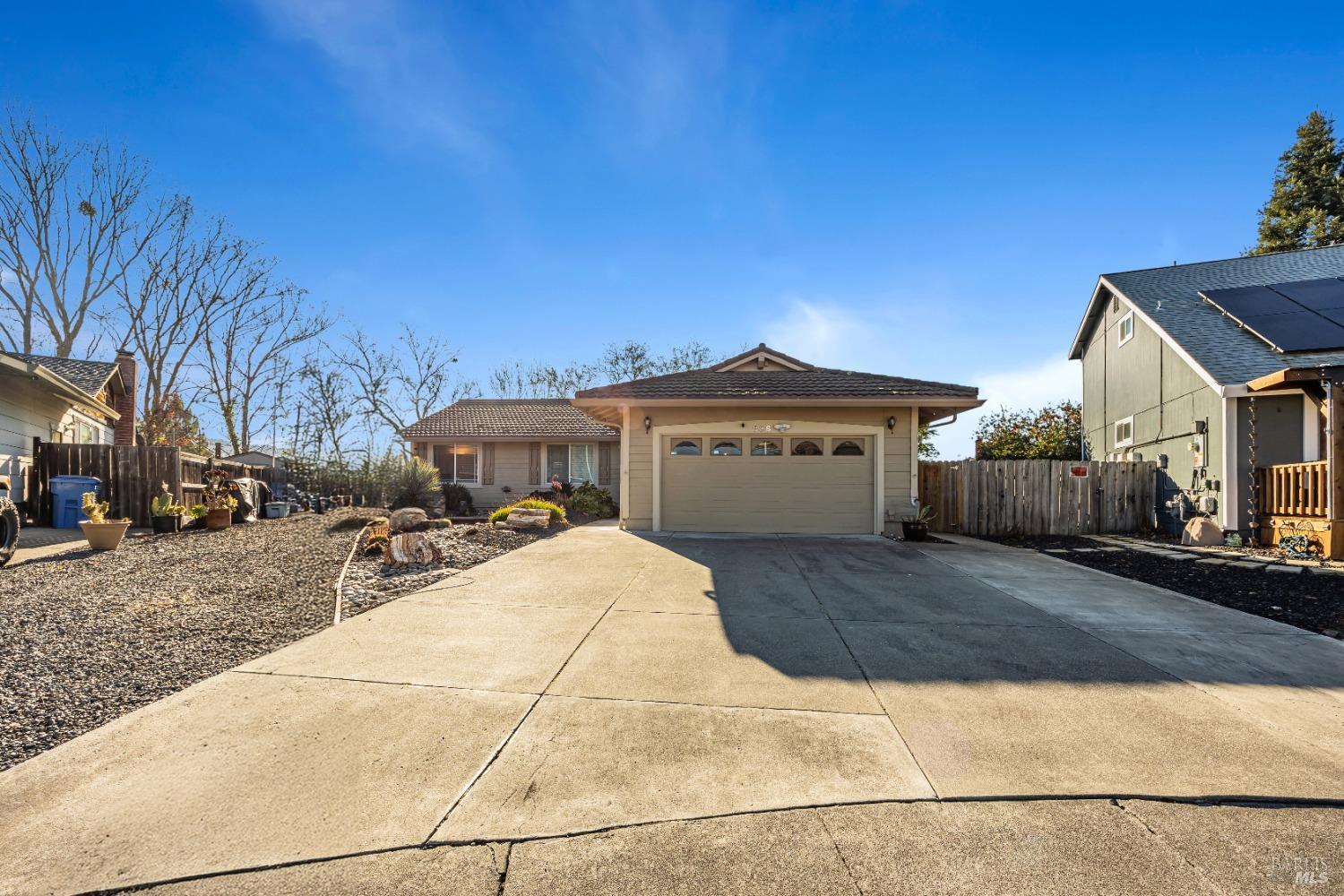 836 Lunar Court
