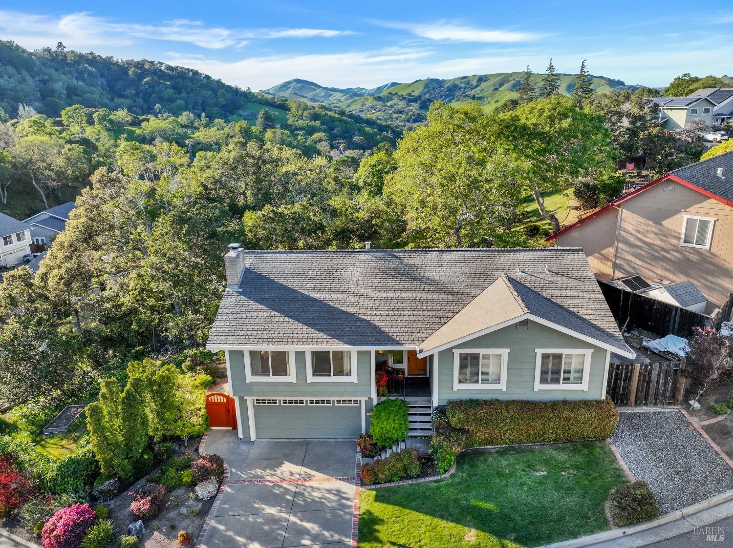 105 Cabro Court