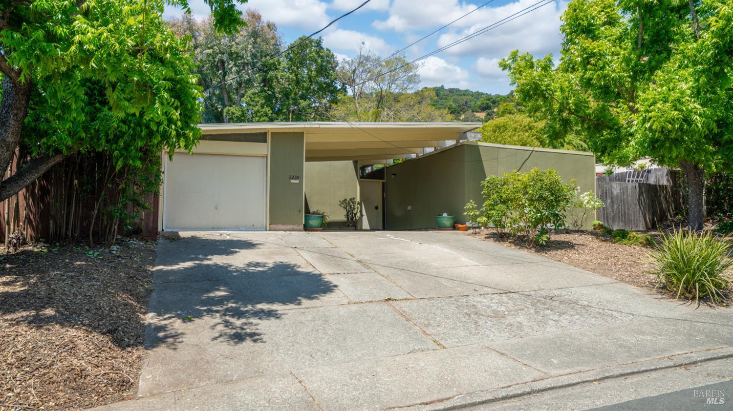 2235 Juniperberry Drive