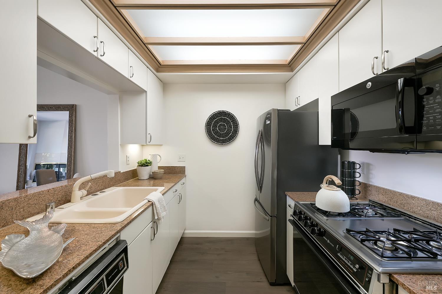 400 Deer Valley Road Unit: #2B