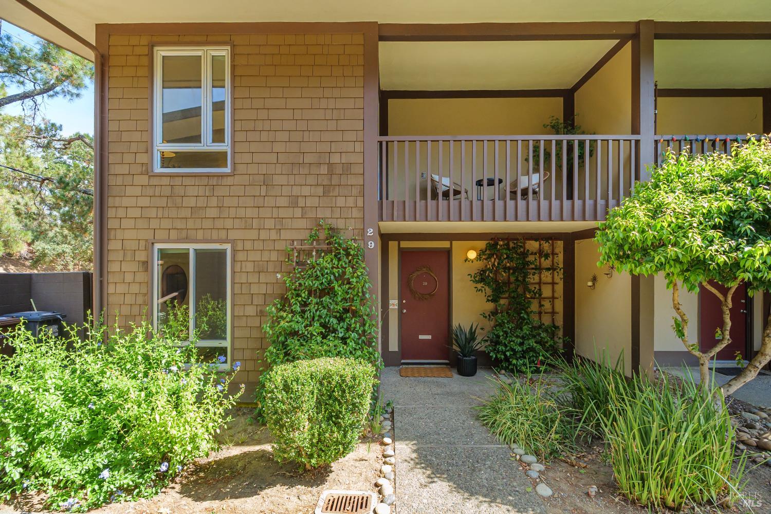 29 Surrey Lane