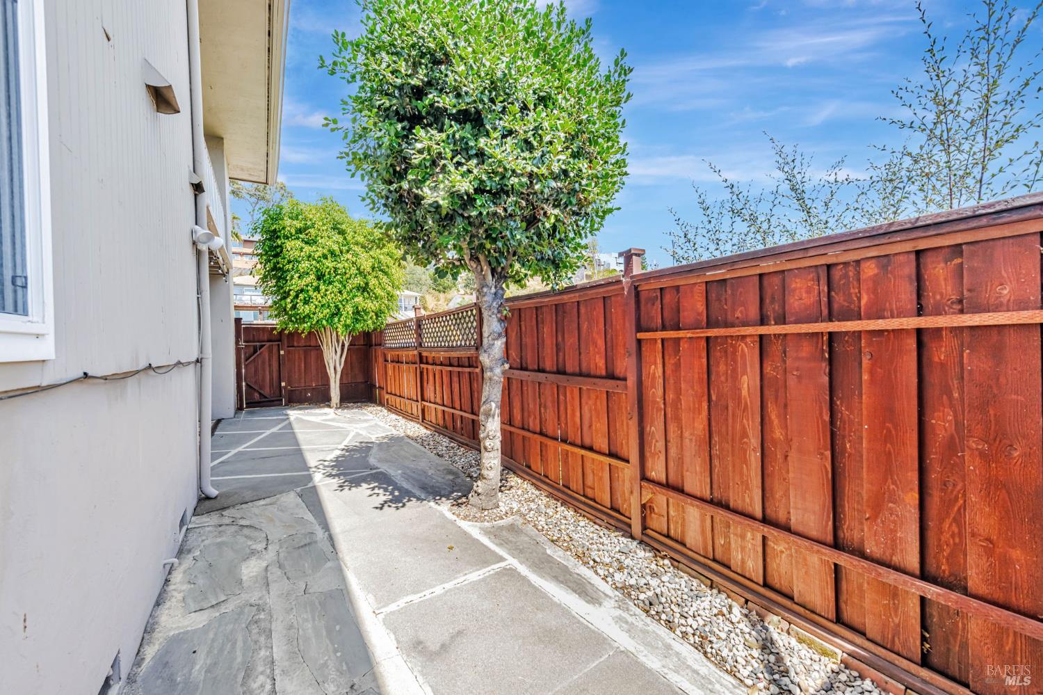 4 Point San Pedro Road Unit: #4