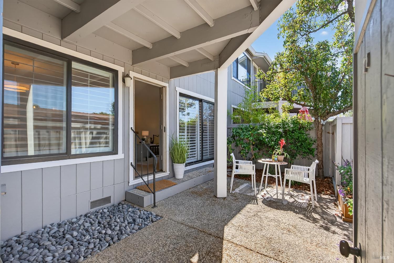 71 Scottsdale Way