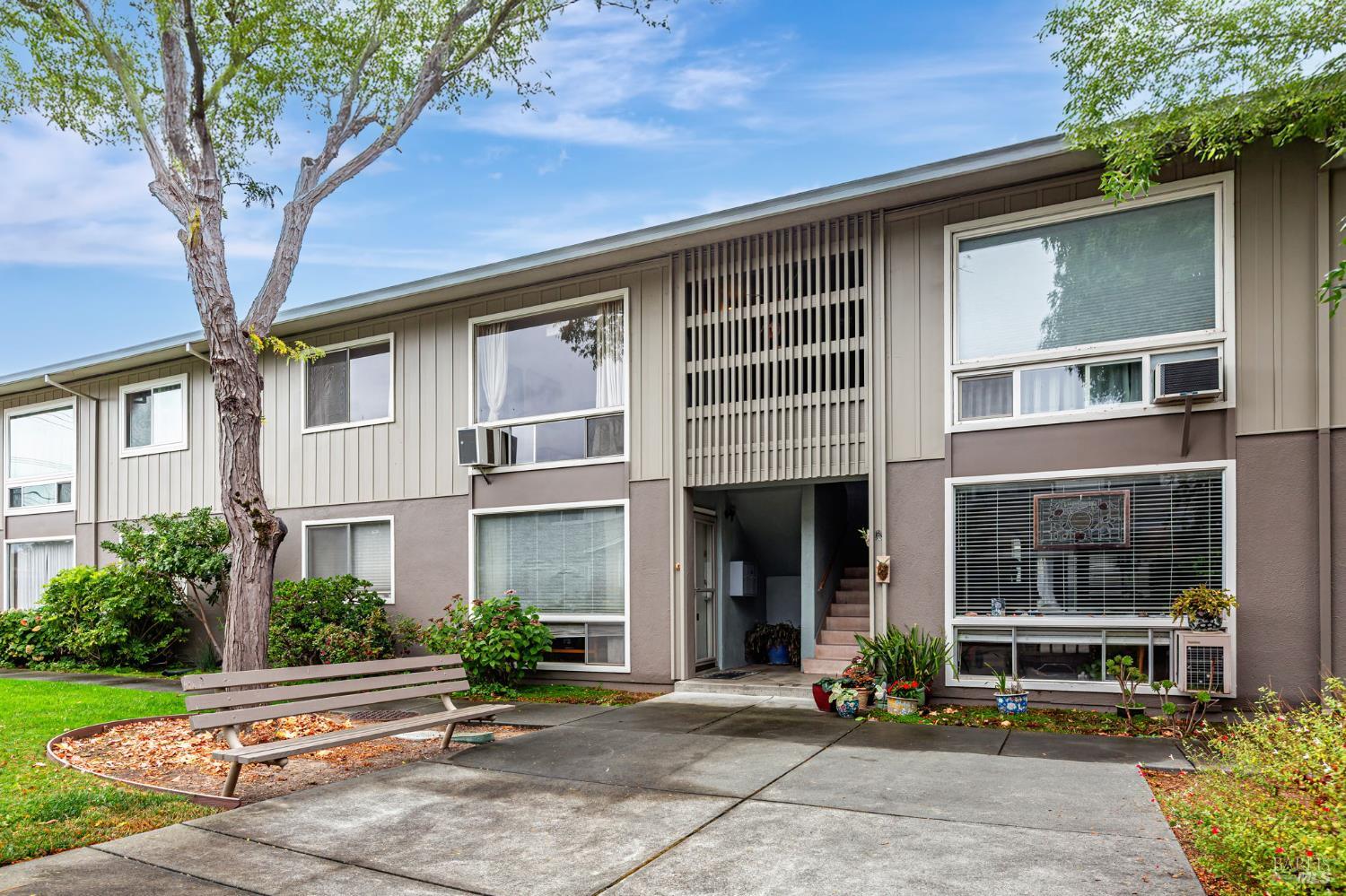 1064 Los Gamos Road Unit: #G