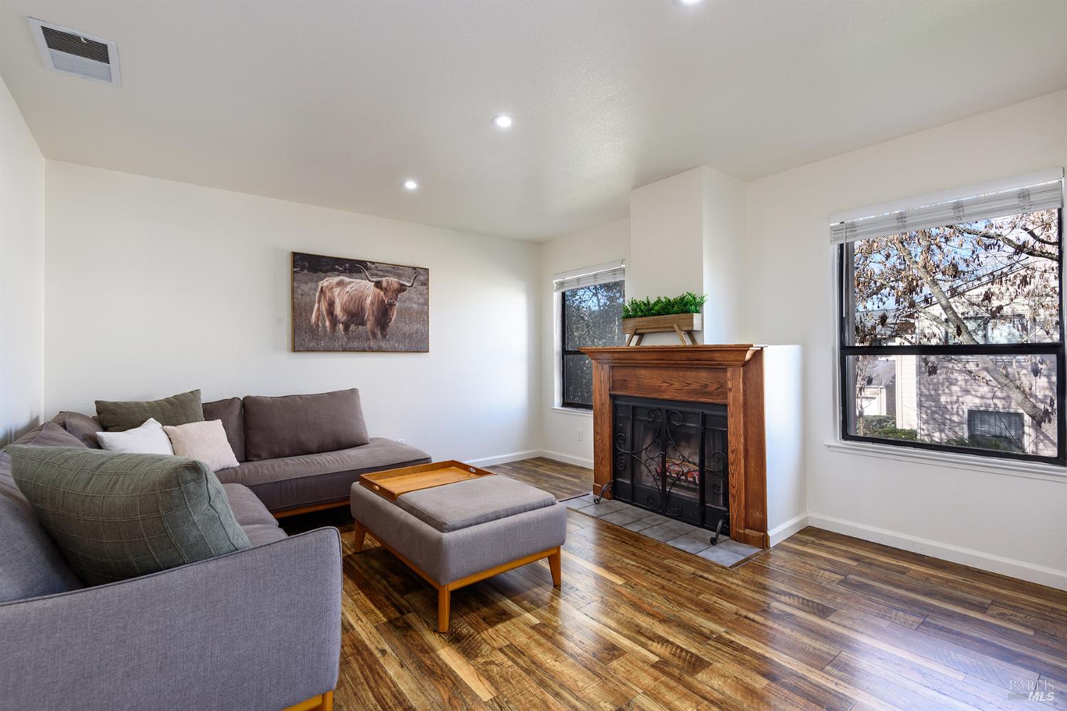 439 Mission Boulevard