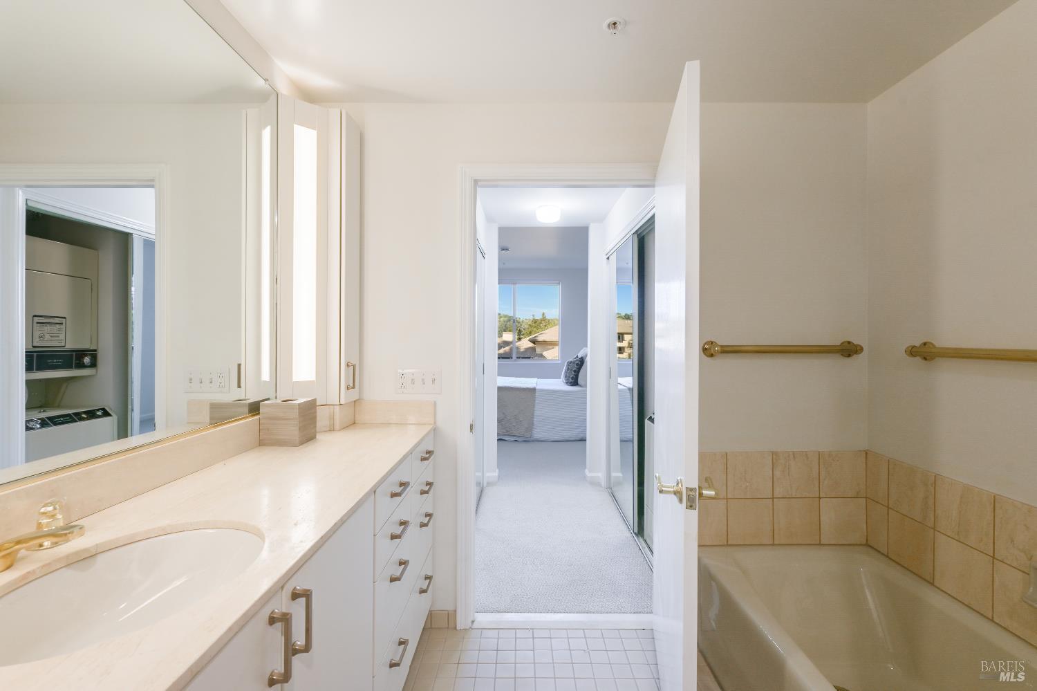 400 Deer Valley Road Unit: #3D