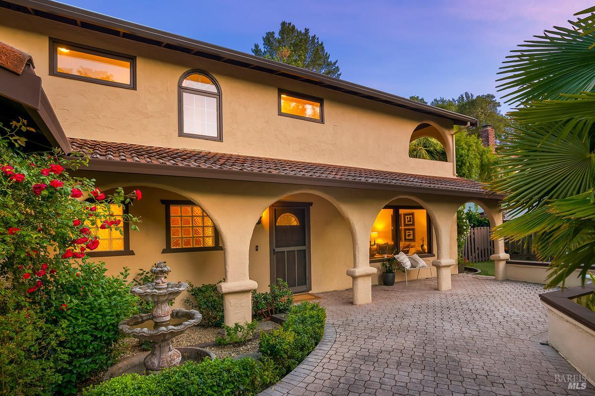81 Santa Maria Drive