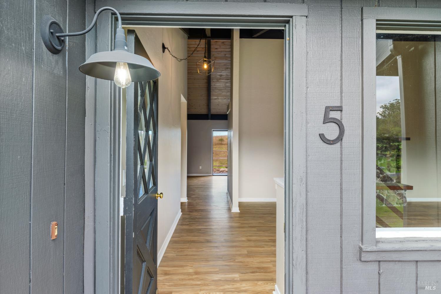 5 Mcdonald Lane