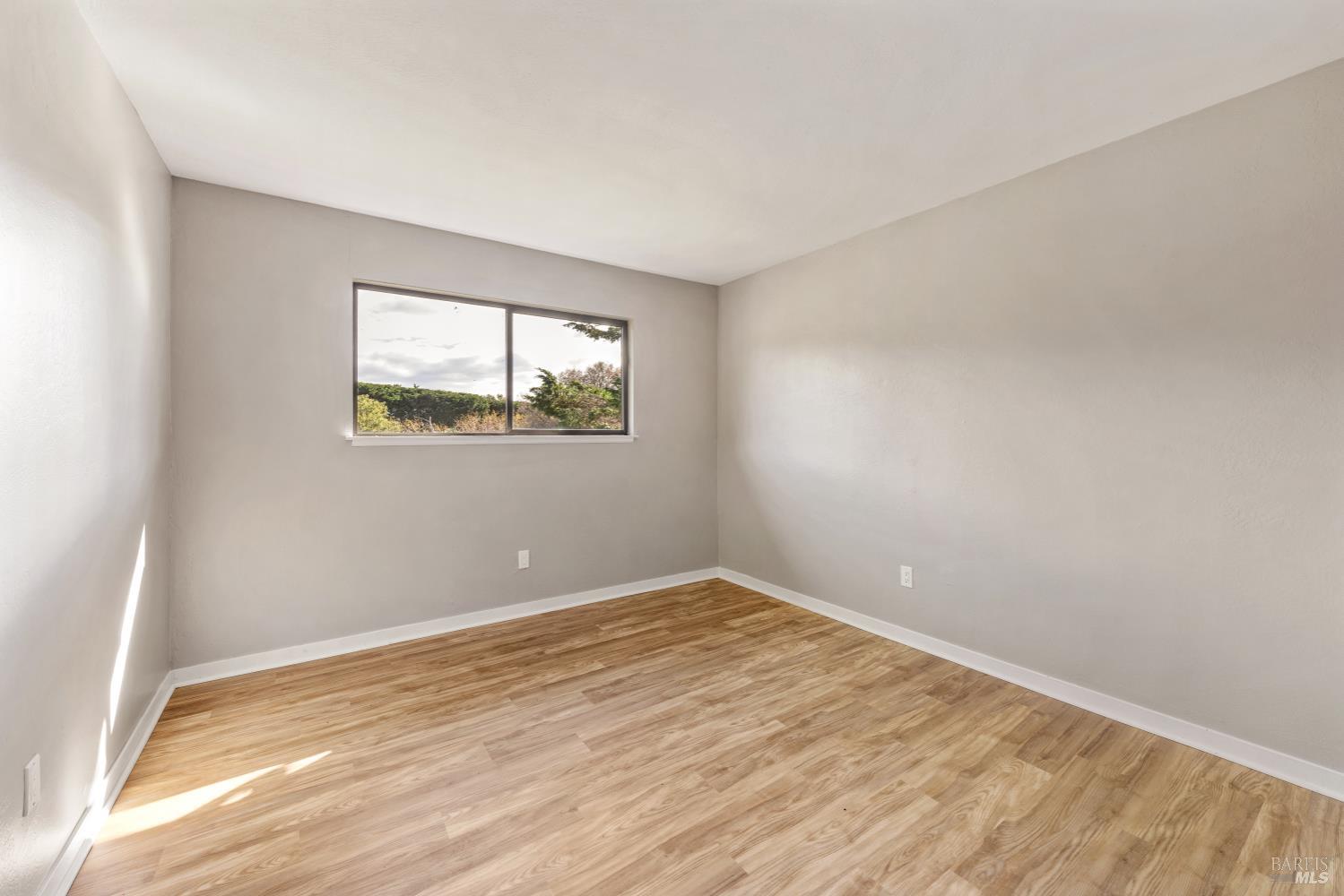 5 Mcdonald Lane