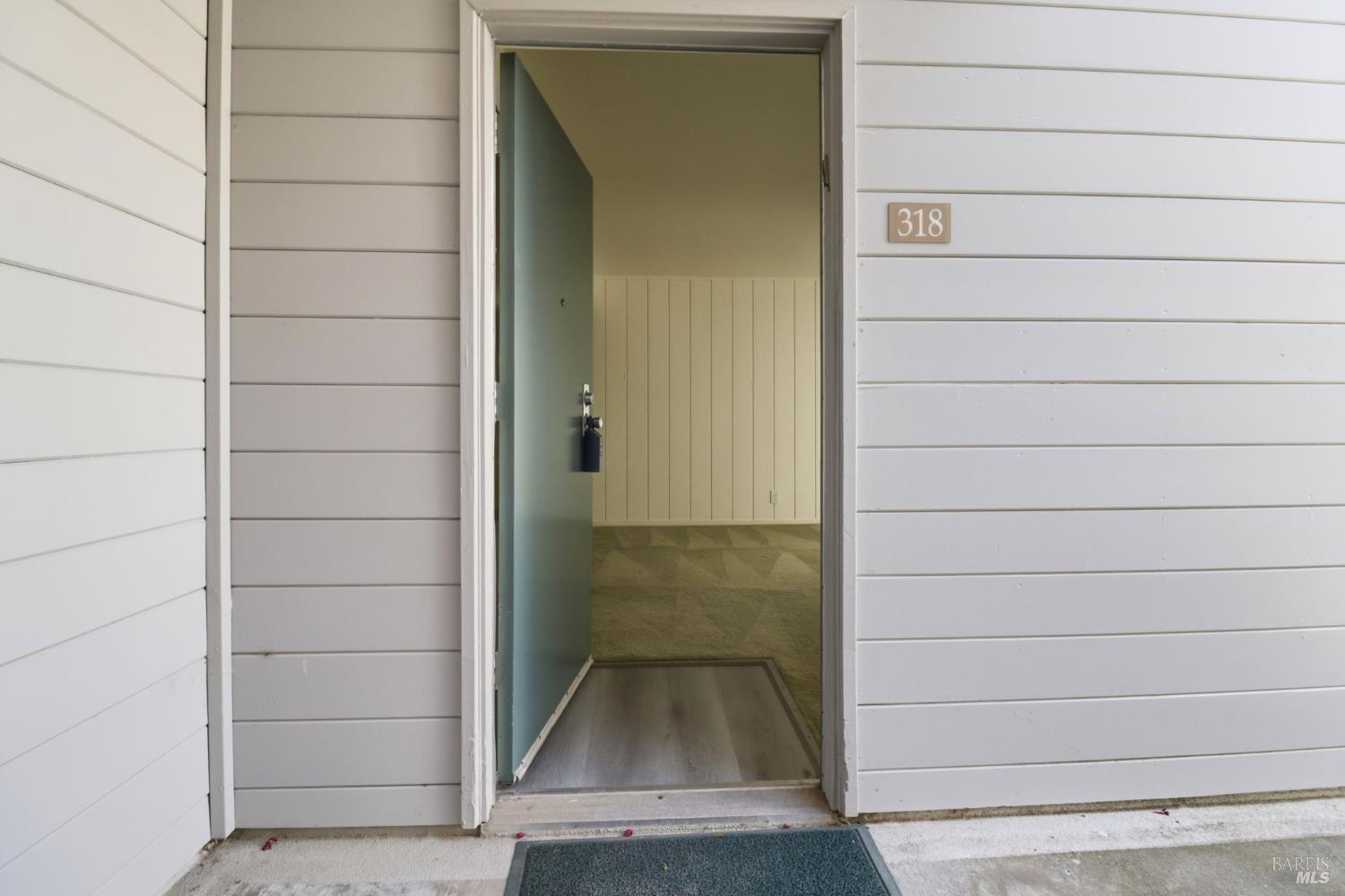 318 Larkspur Plaza Drive