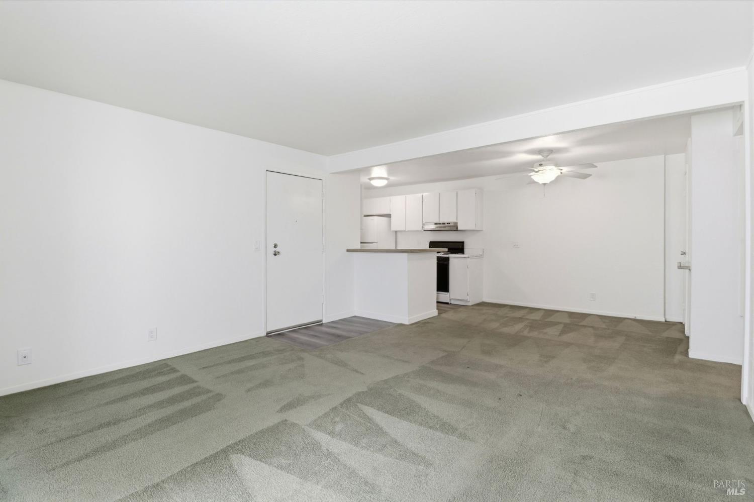 318 Larkspur Plaza Drive