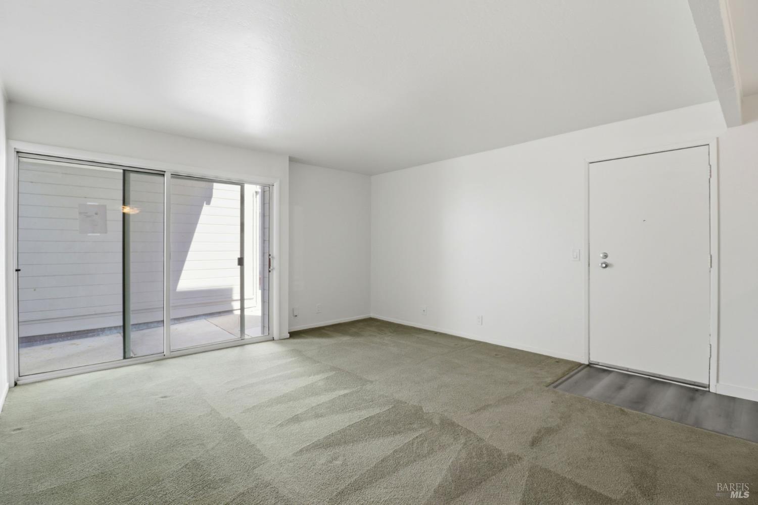 318 Larkspur Plaza Drive